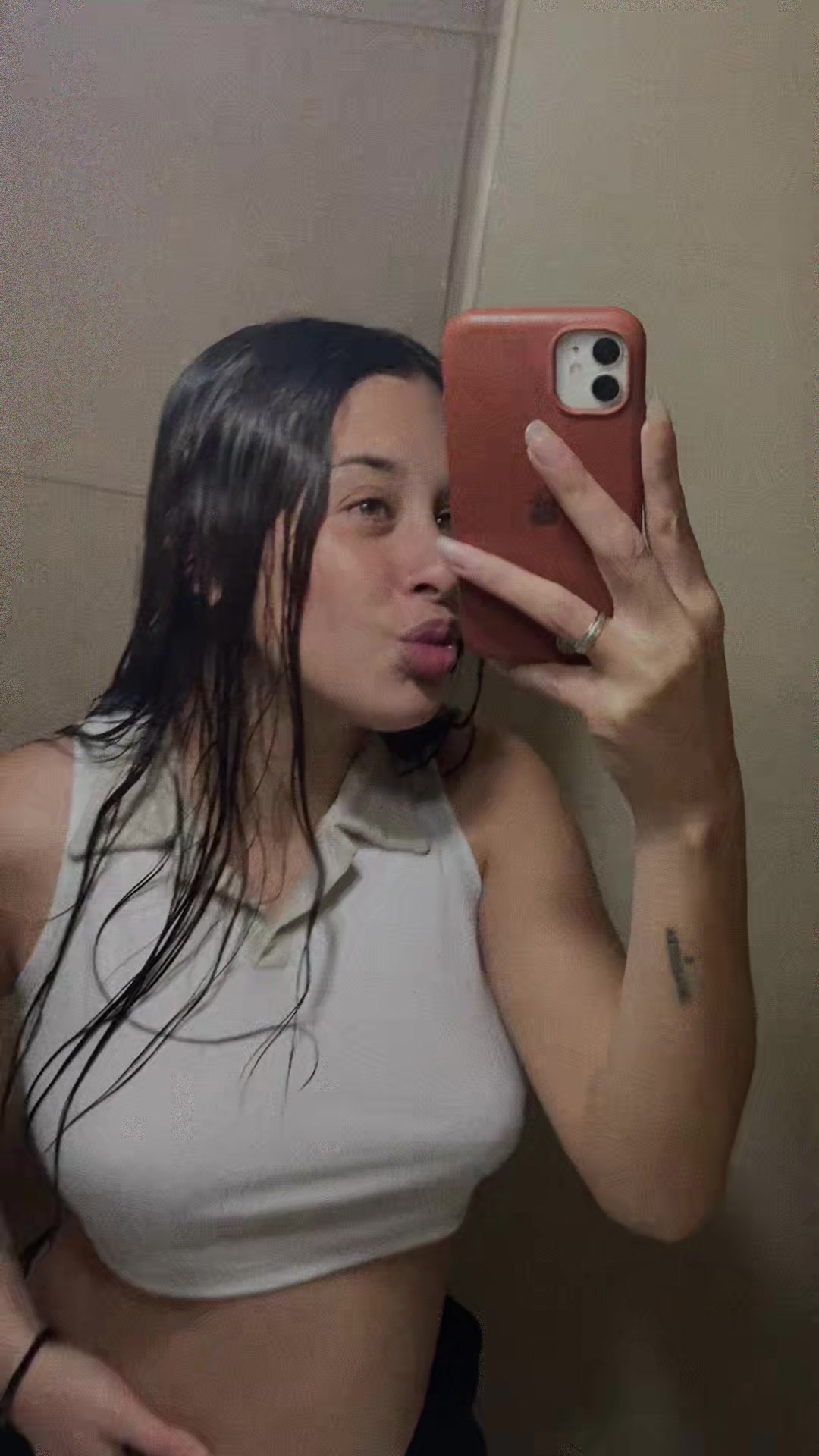 @valeemacallister