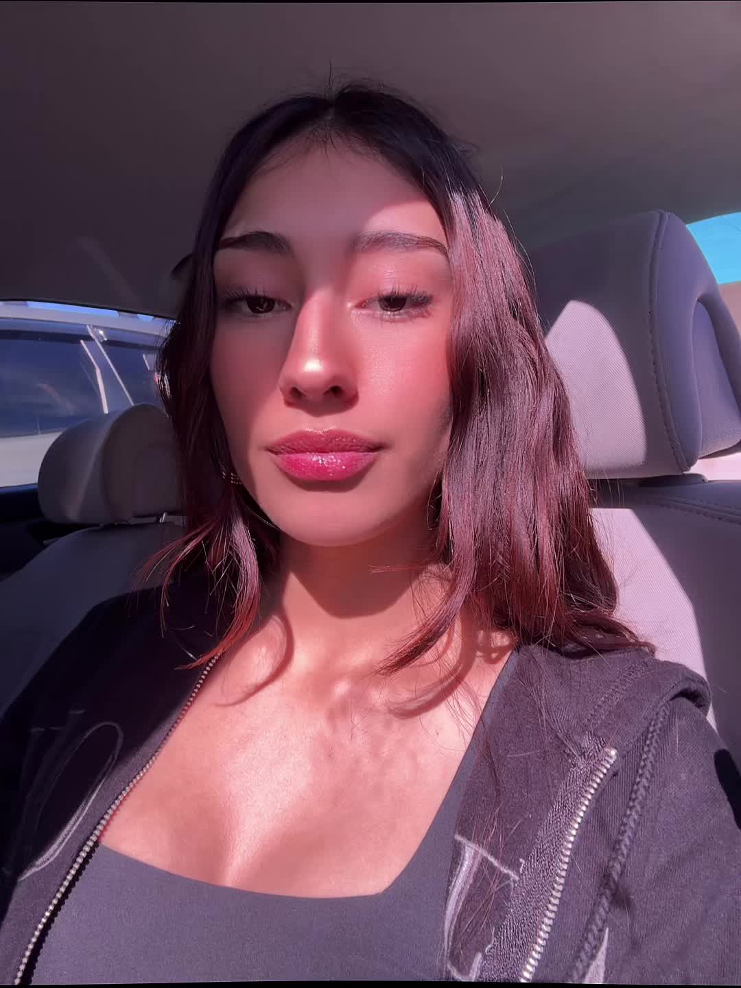 @𝒜𝓇
