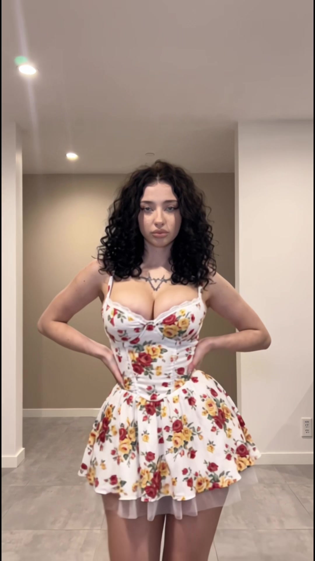 @RoxyFoxyie