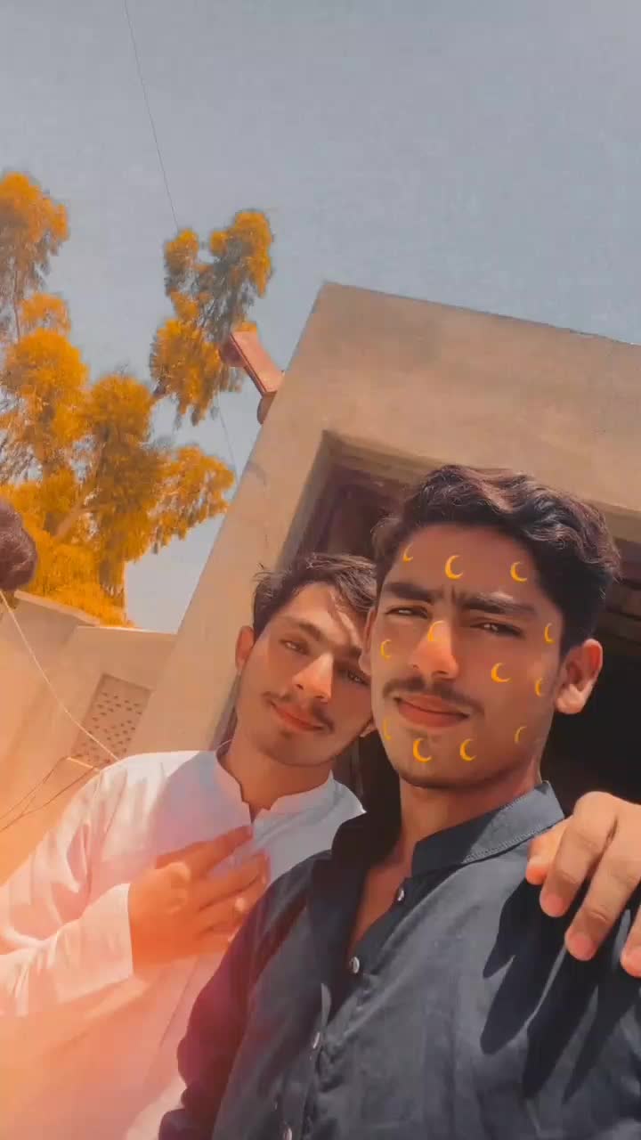 @,,Danish Lashari,,✌️