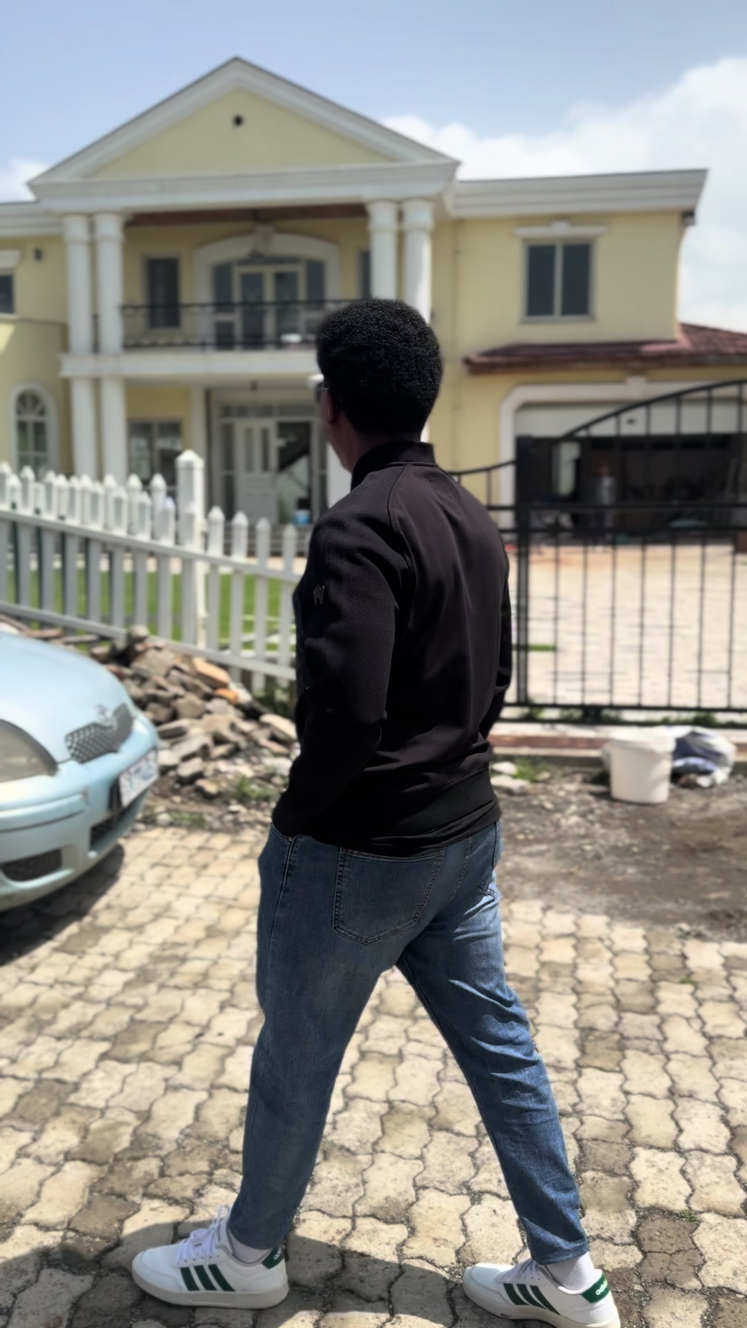 @ትሁት 👸