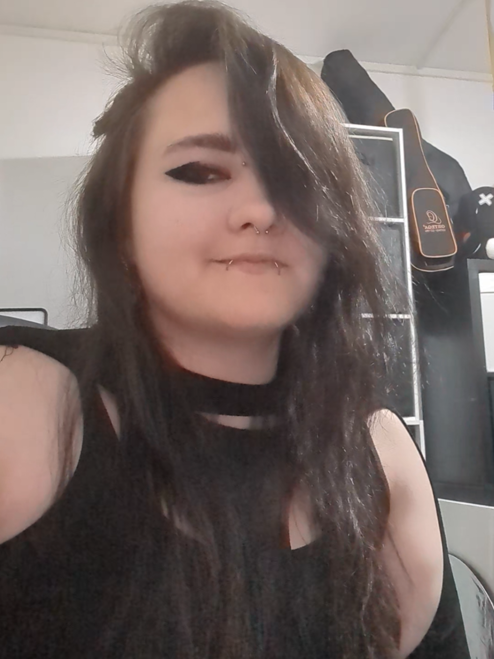 @༆ 𝕱𝖗𝖊𝖆𝖐𝖘 𝖉𝖍𝖔𝖜 ༆