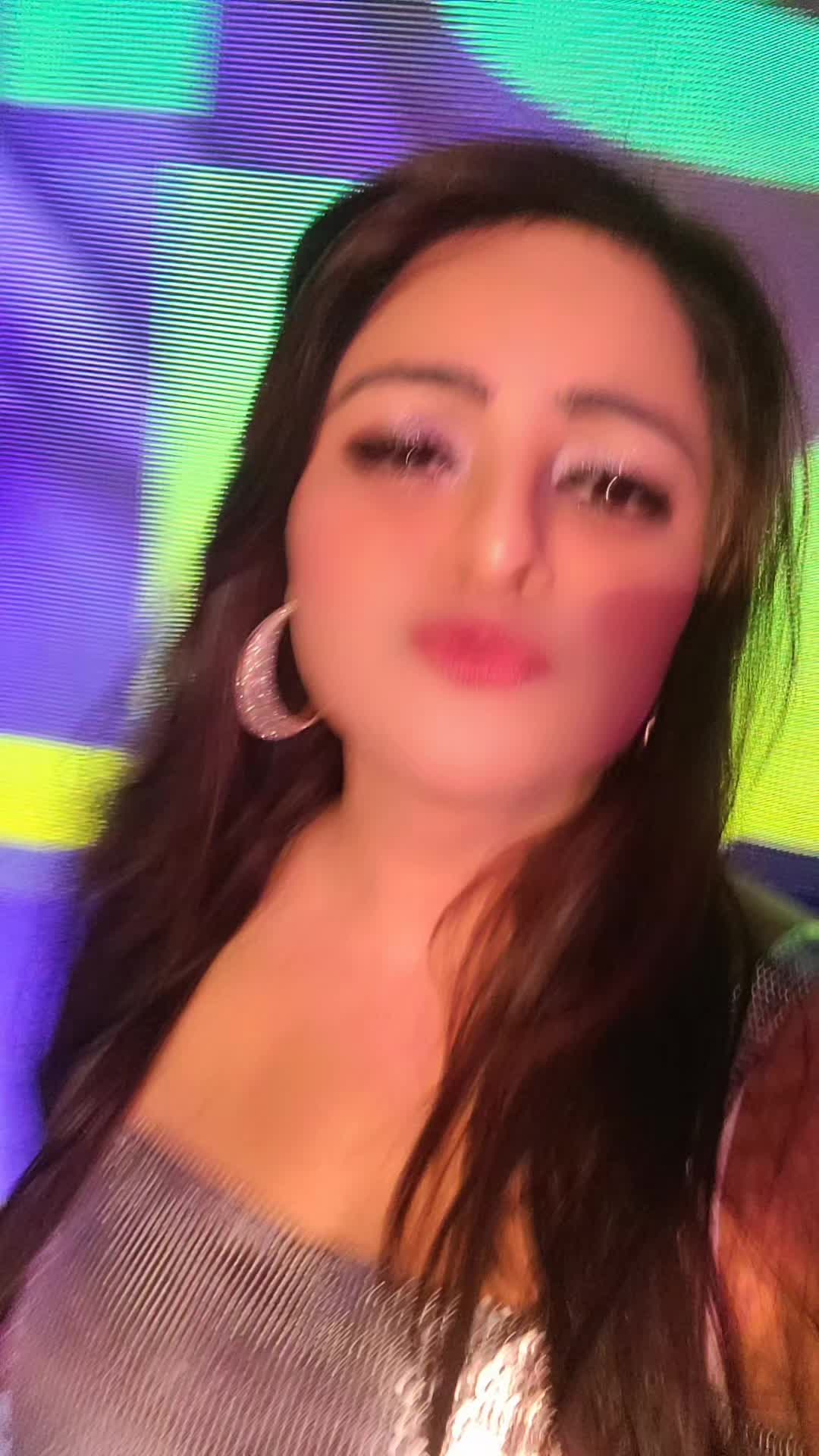 @ShwetaV