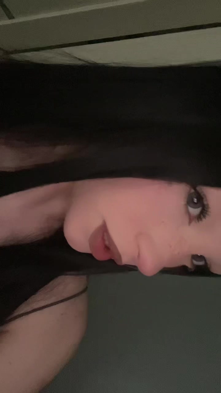 @дуня👅