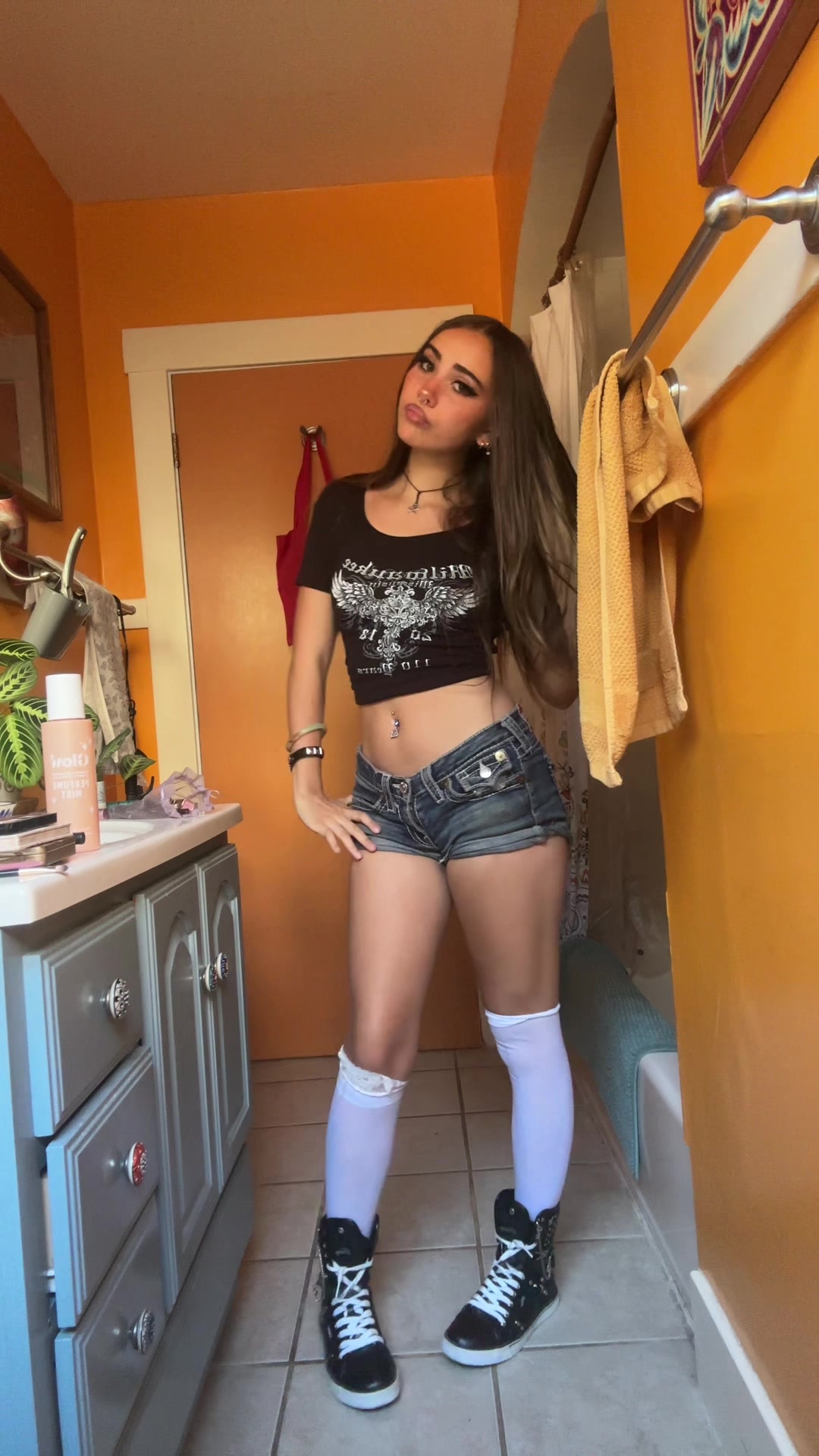 @Eva