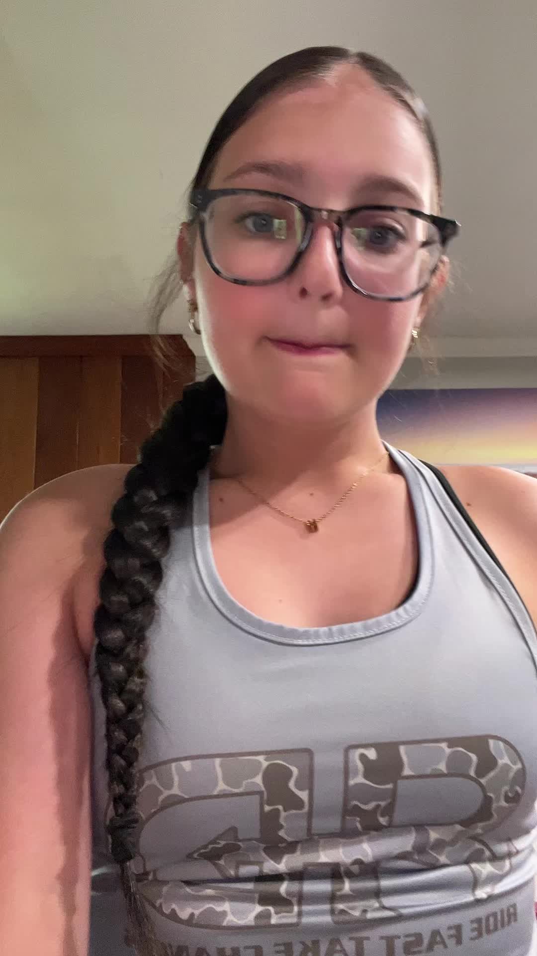 @𝐻𝑎𝑟𝑙𝑒𝑒