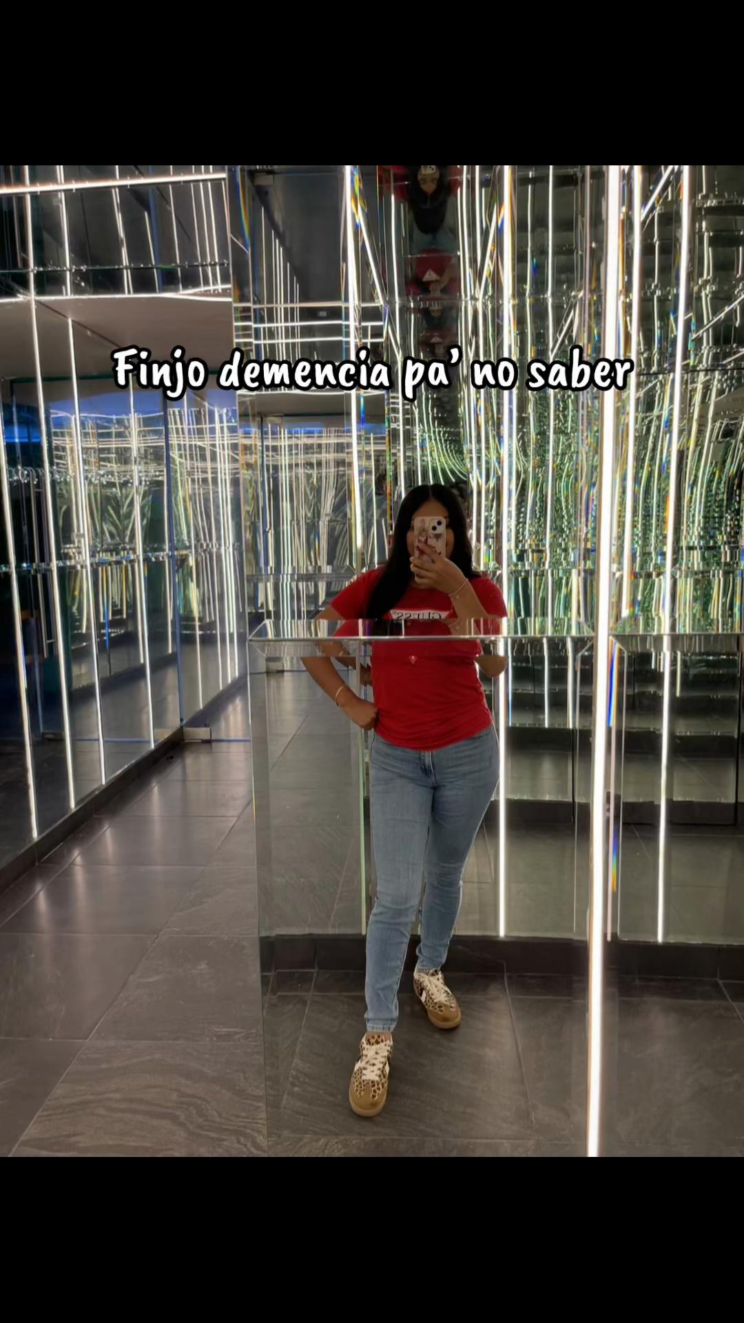 @𝒟𝐼𝐻𝐻