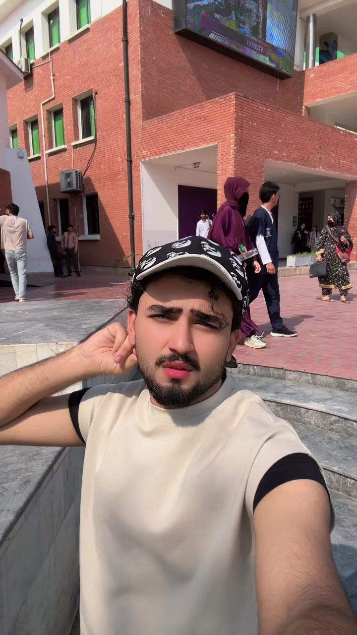@Mr Curly._