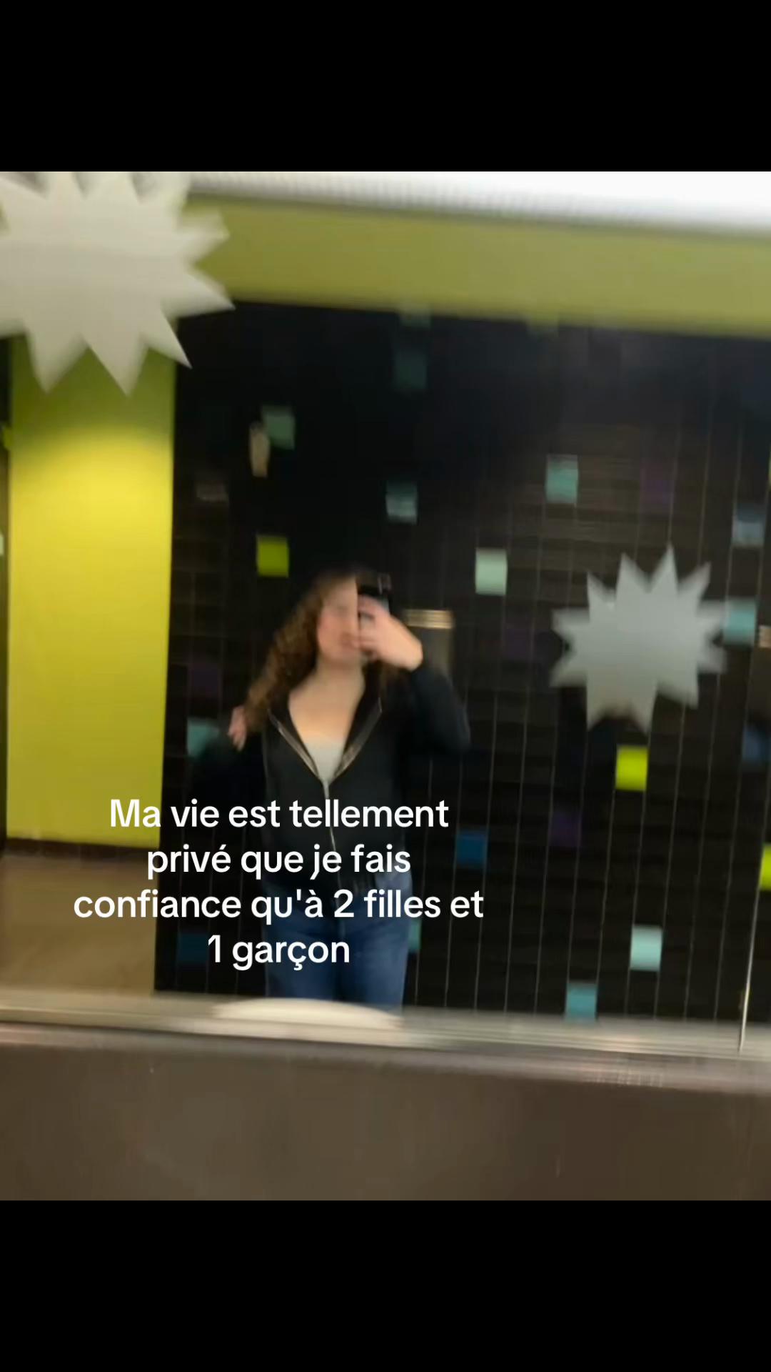 @ᑕOᖇᗩᒪIᗴ