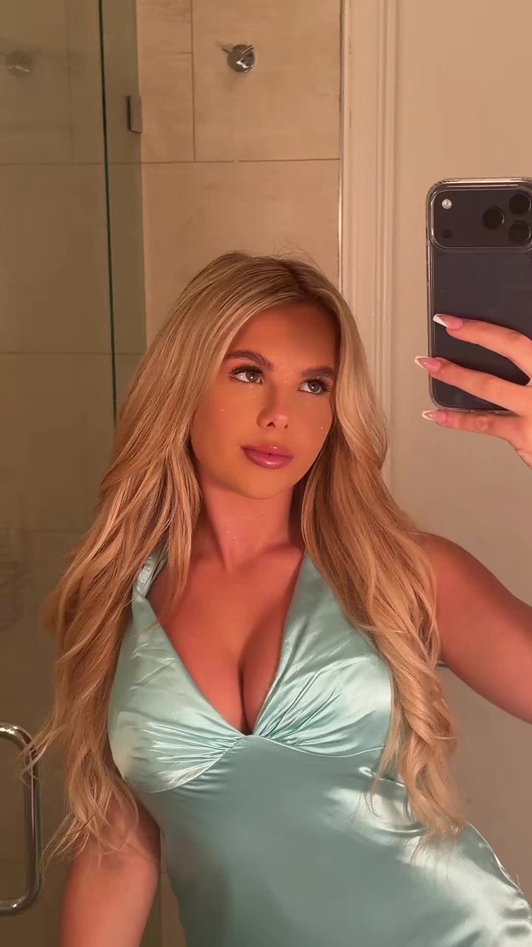 @ellieblue
