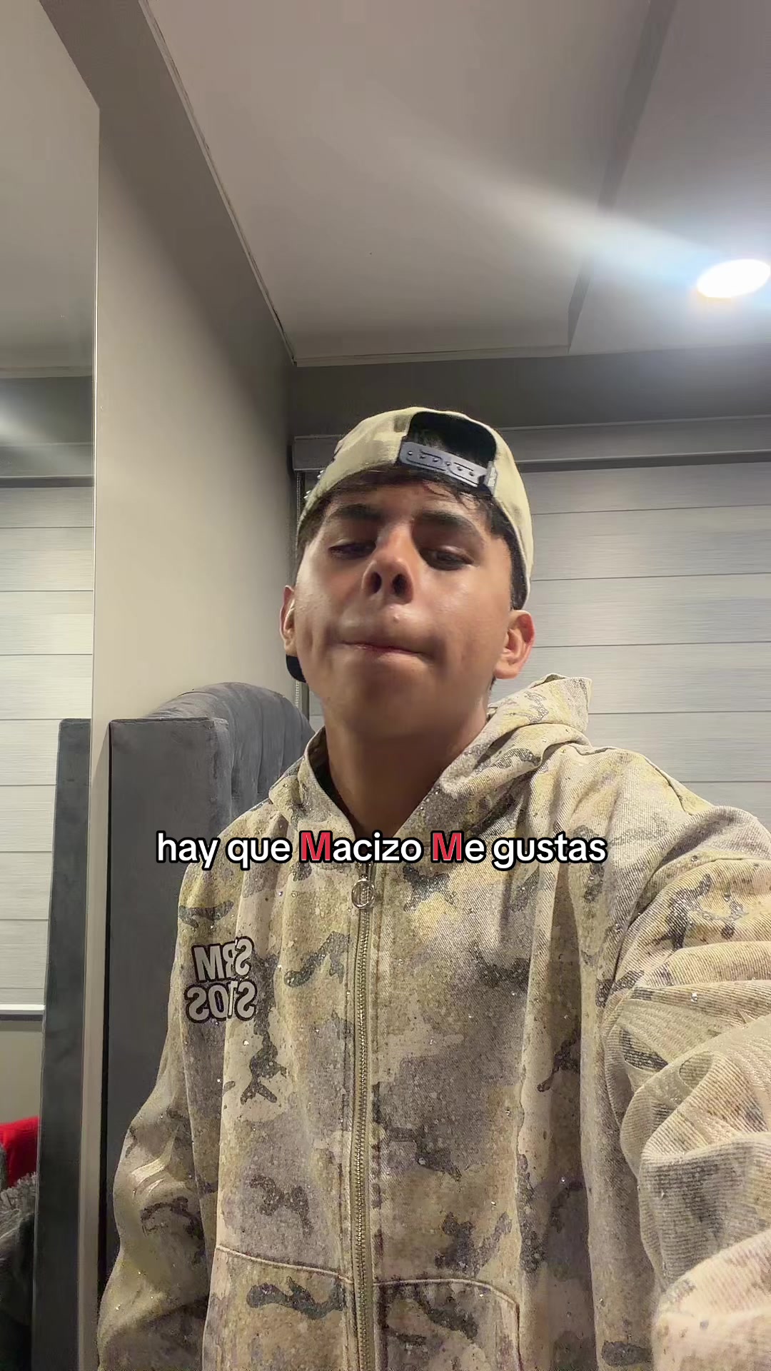 @charlychivas10
