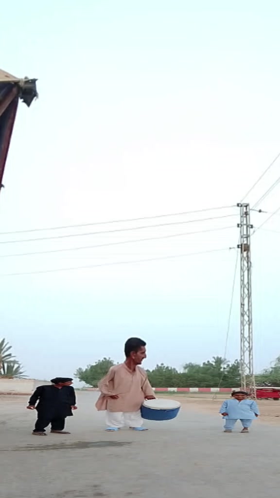 @m Khalid Abbas