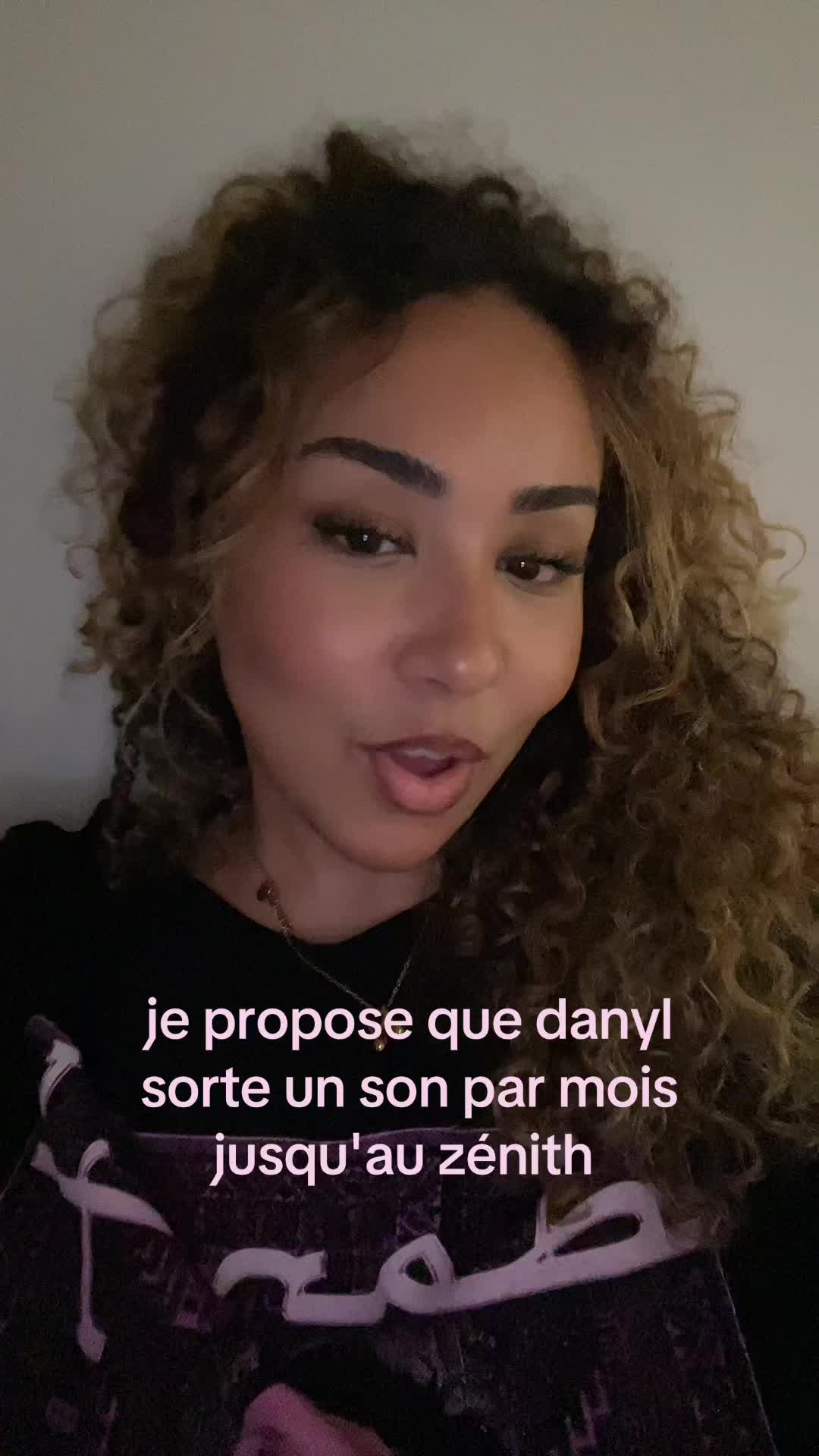 @Nisrine
