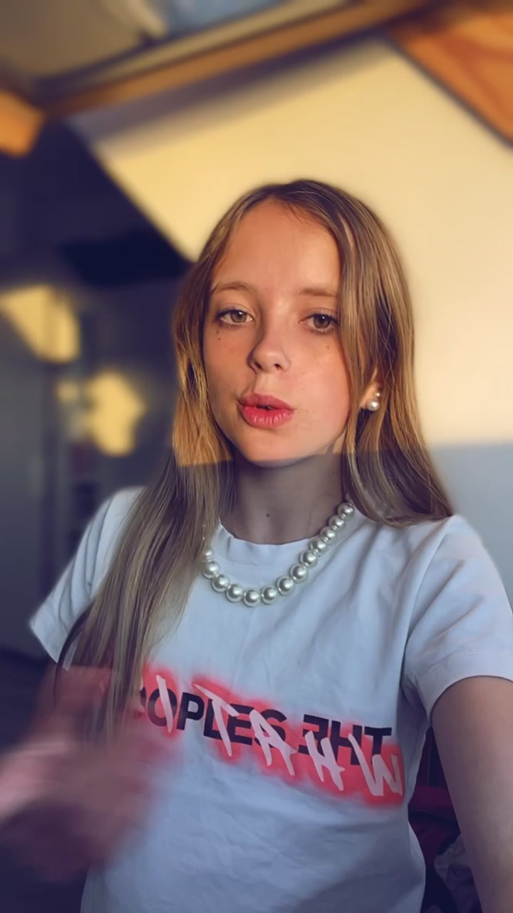 @𝐋𝐨𝐮𝐢𝐬𝐞💌