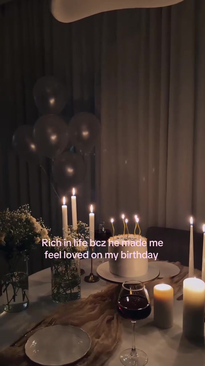 @𝒜 ᥫ᭡