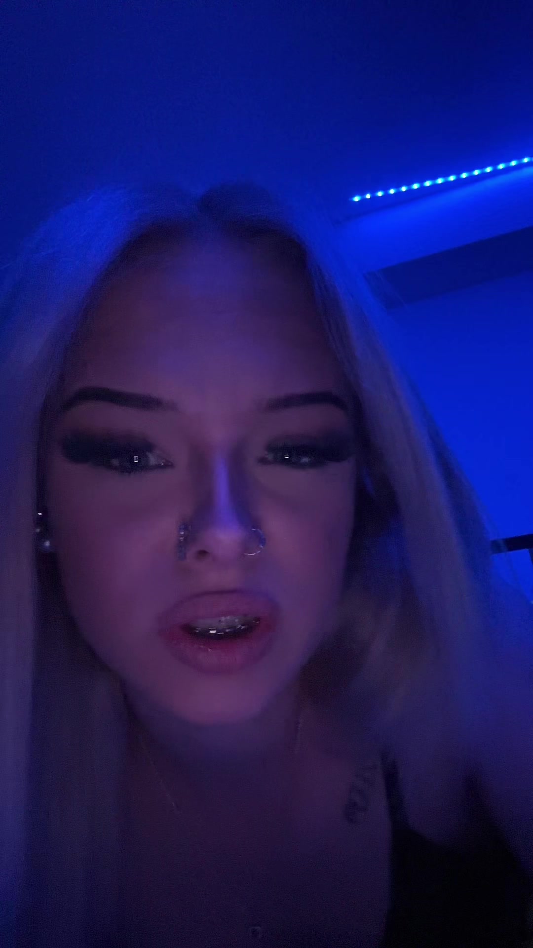 @itscelina_offical