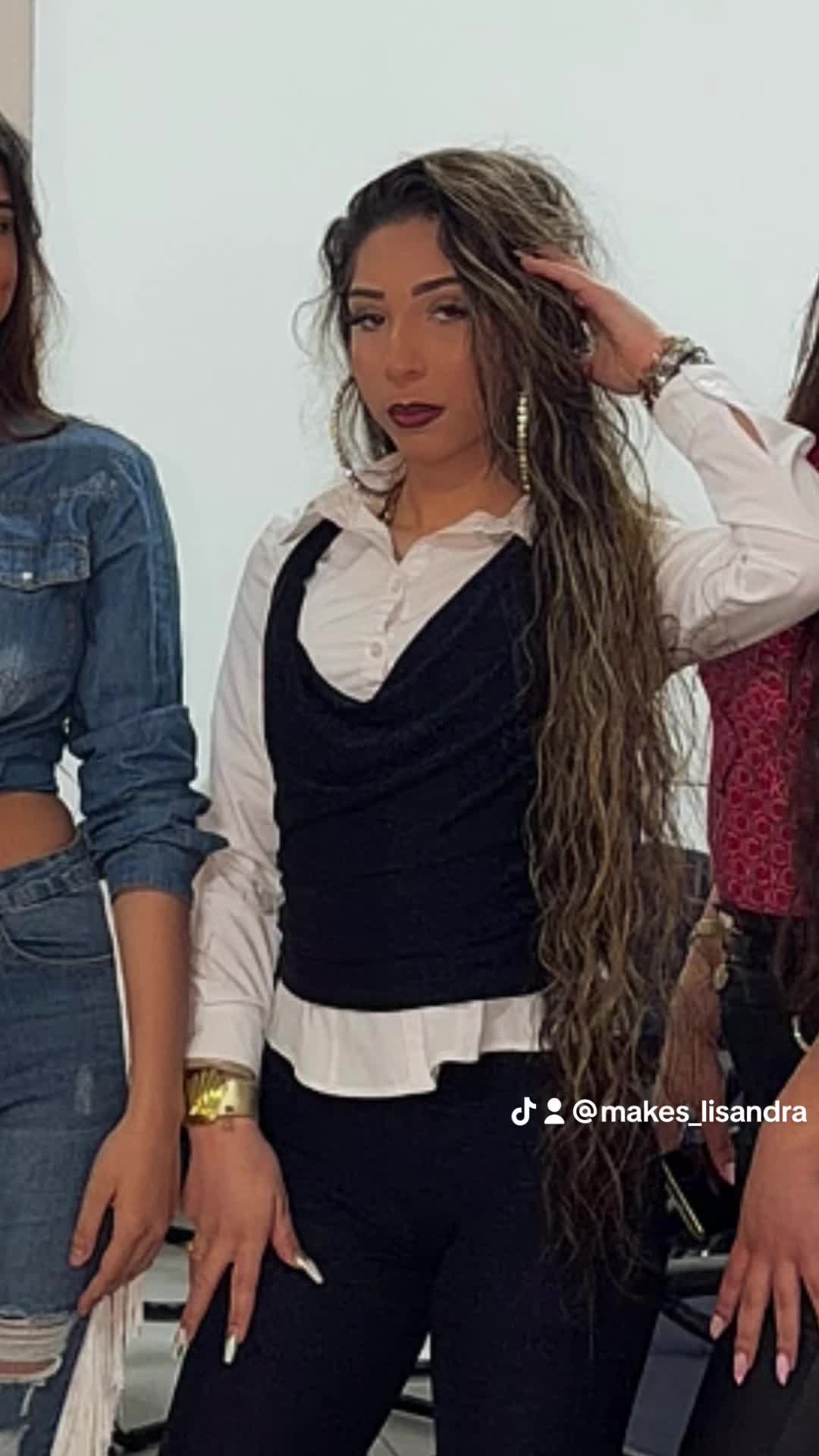@Lisandra_17