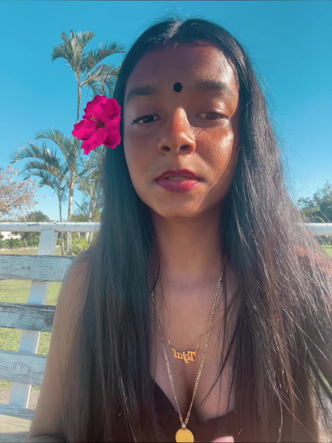 @𝟏𝟗𝟎𝟑🫐.