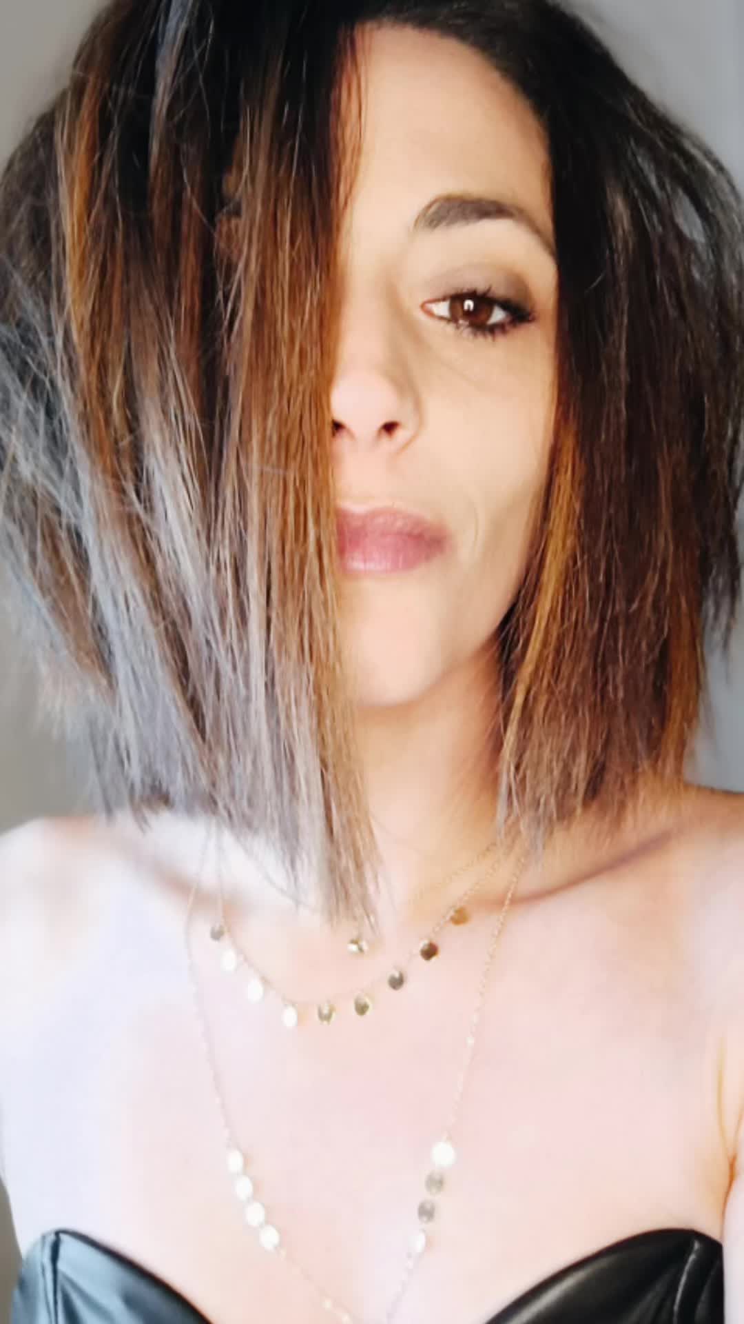 @noelya