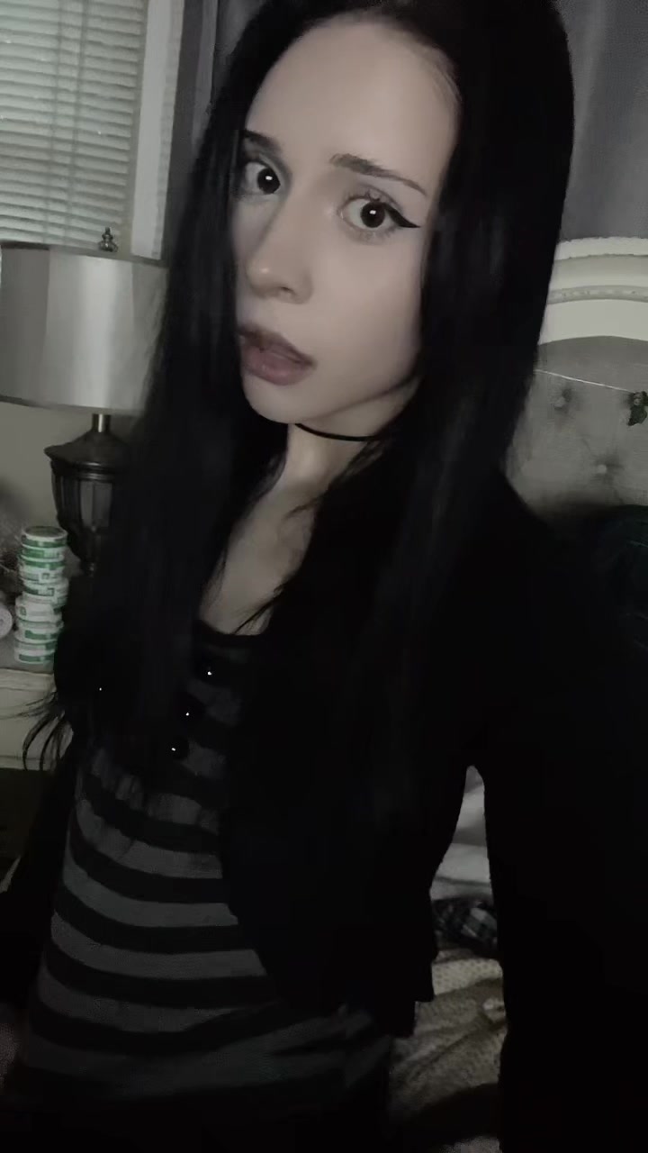 @✱
