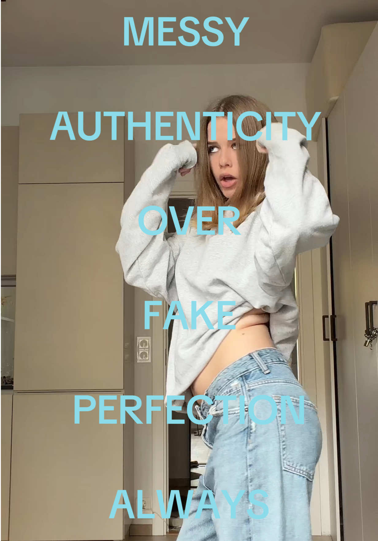 @ANNA8ELLE
