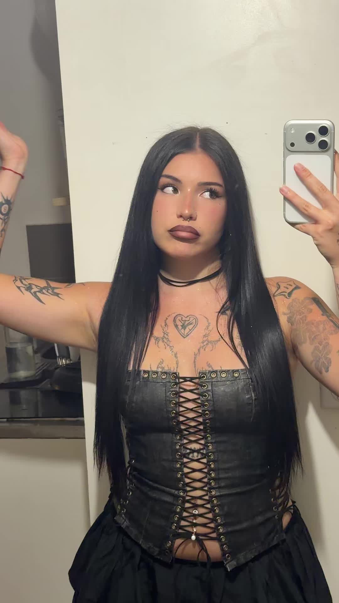 @lily-rose