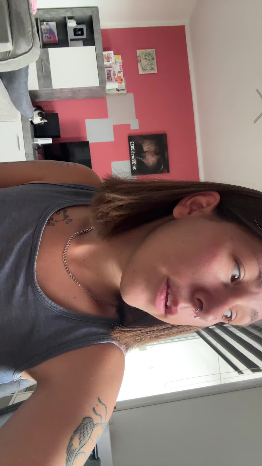 @VivianeLauraKirsten