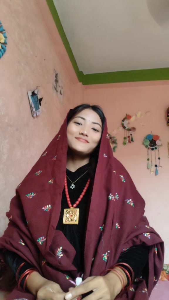 @मेनुका घोताने गुरुङ्ग 🫶💙