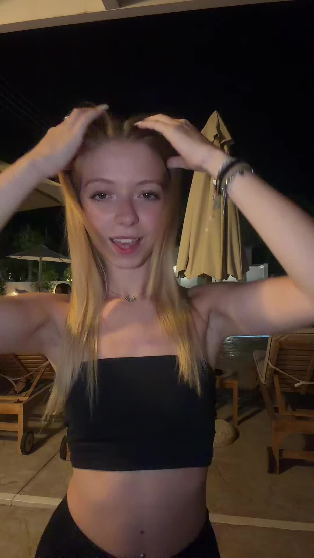 @ele🧸