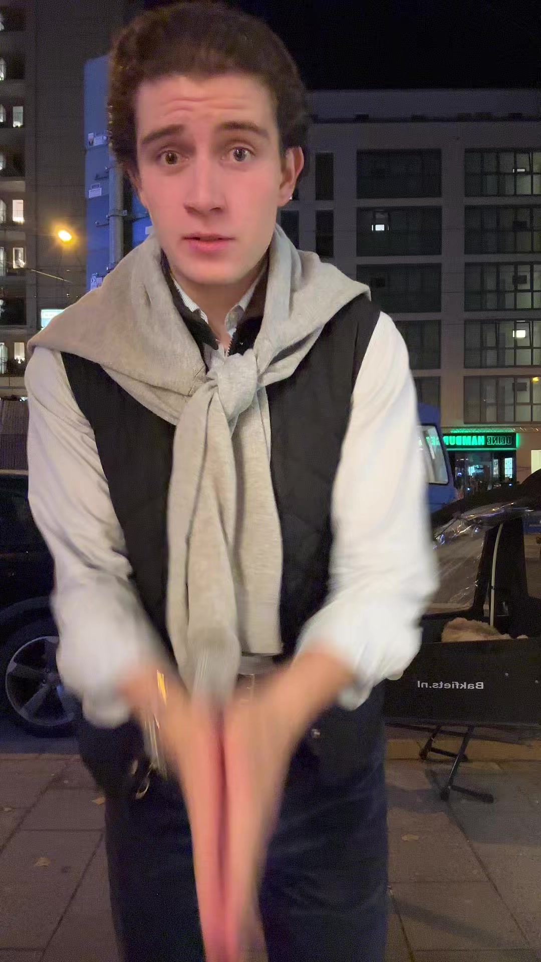 @Julius Nedeltschev
