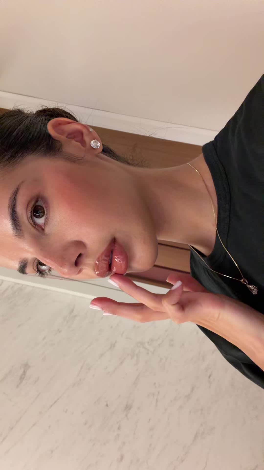 @Ayoush