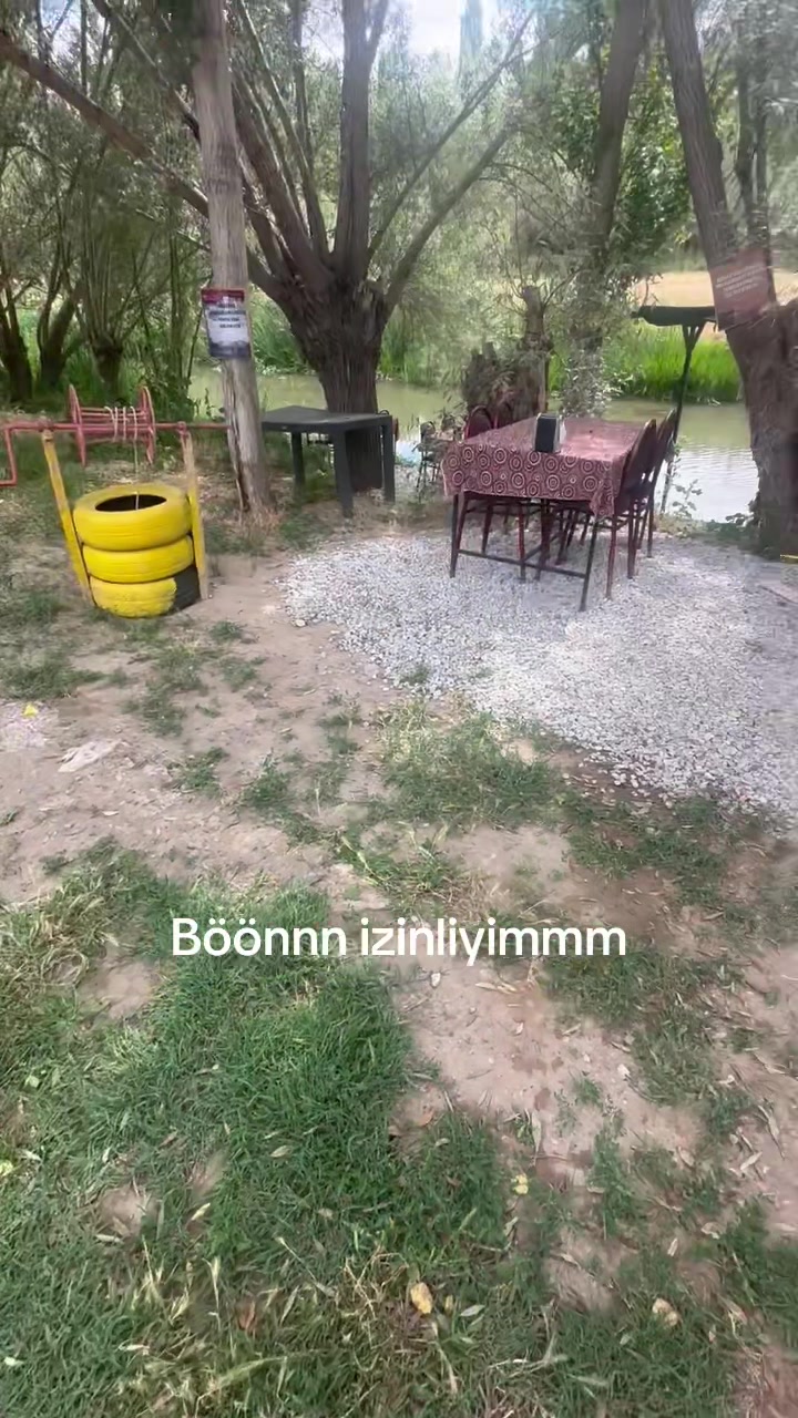 @&Ouml;zkan-68Aksry