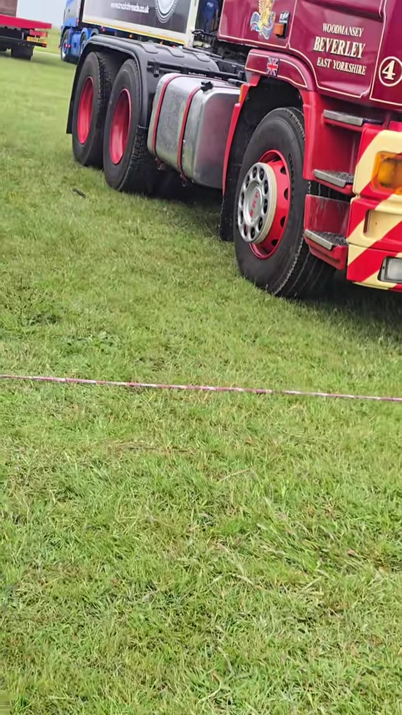 @yorkshirelassuk