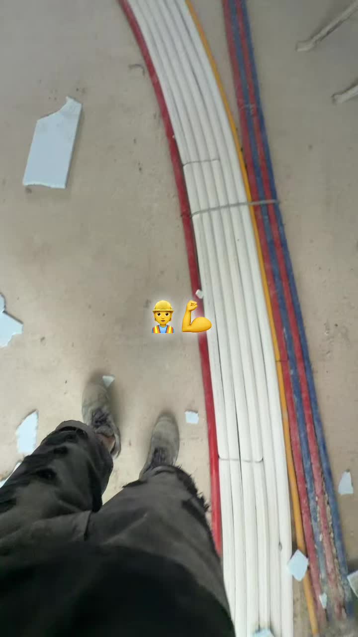 @🤴R&egrave; de lavoro🤴