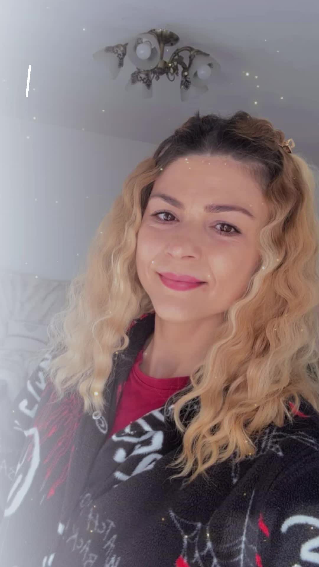 @ellyangel3