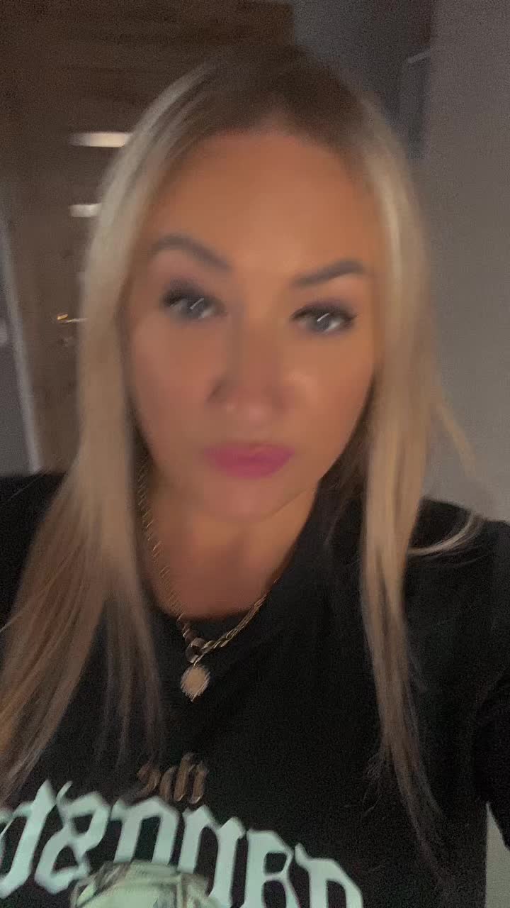 @karollaa87