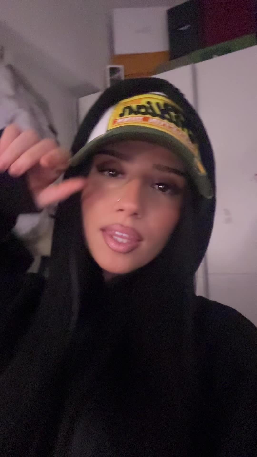 @𝐿