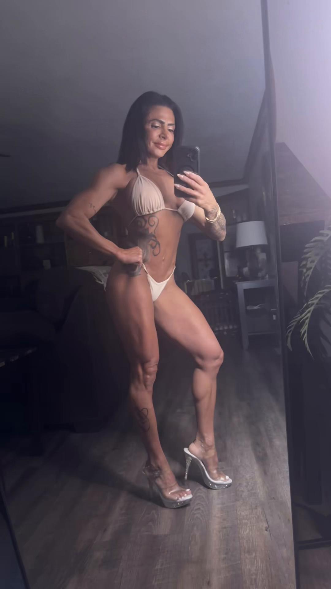 @MightyMelissa-IFBB-FIGURE-PRO