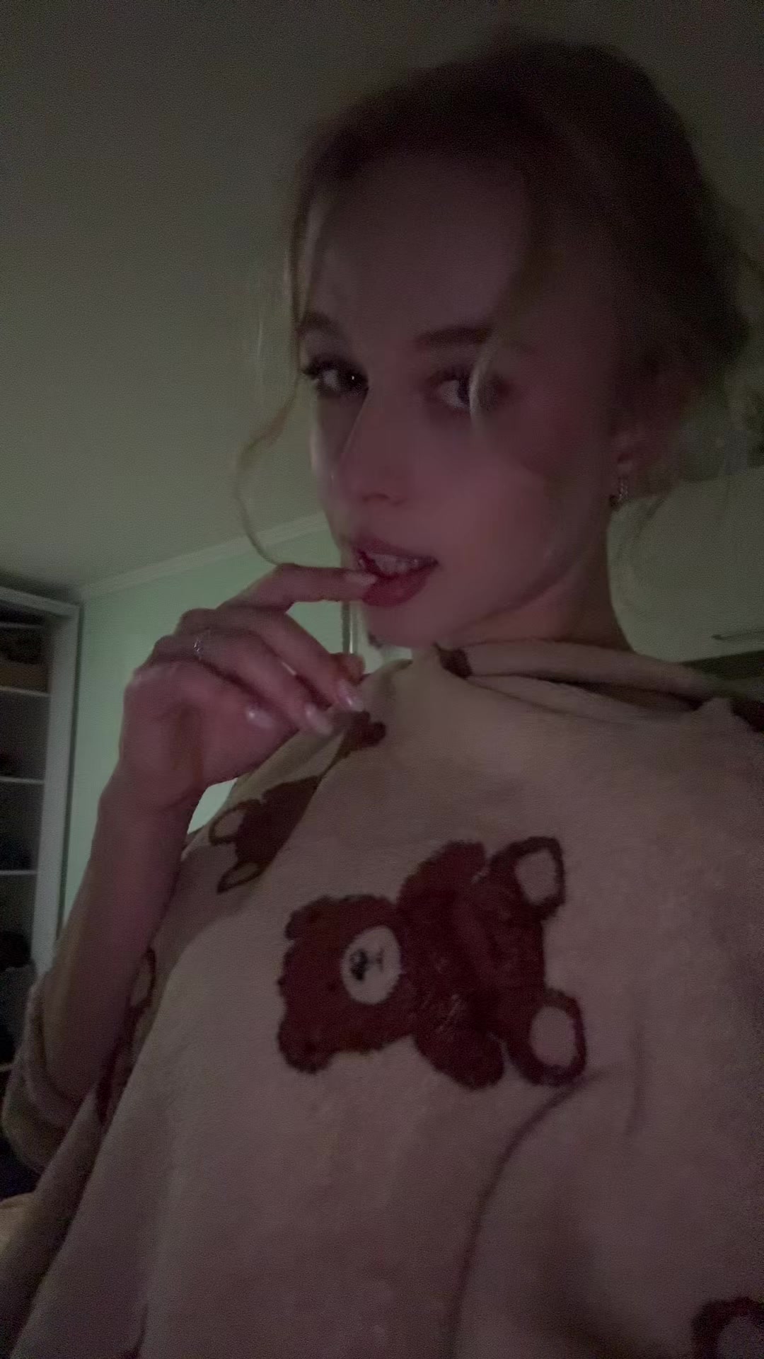 @𝓈𝑜𝓃𝒾𝒸𝒽𝓀𝒶🦋