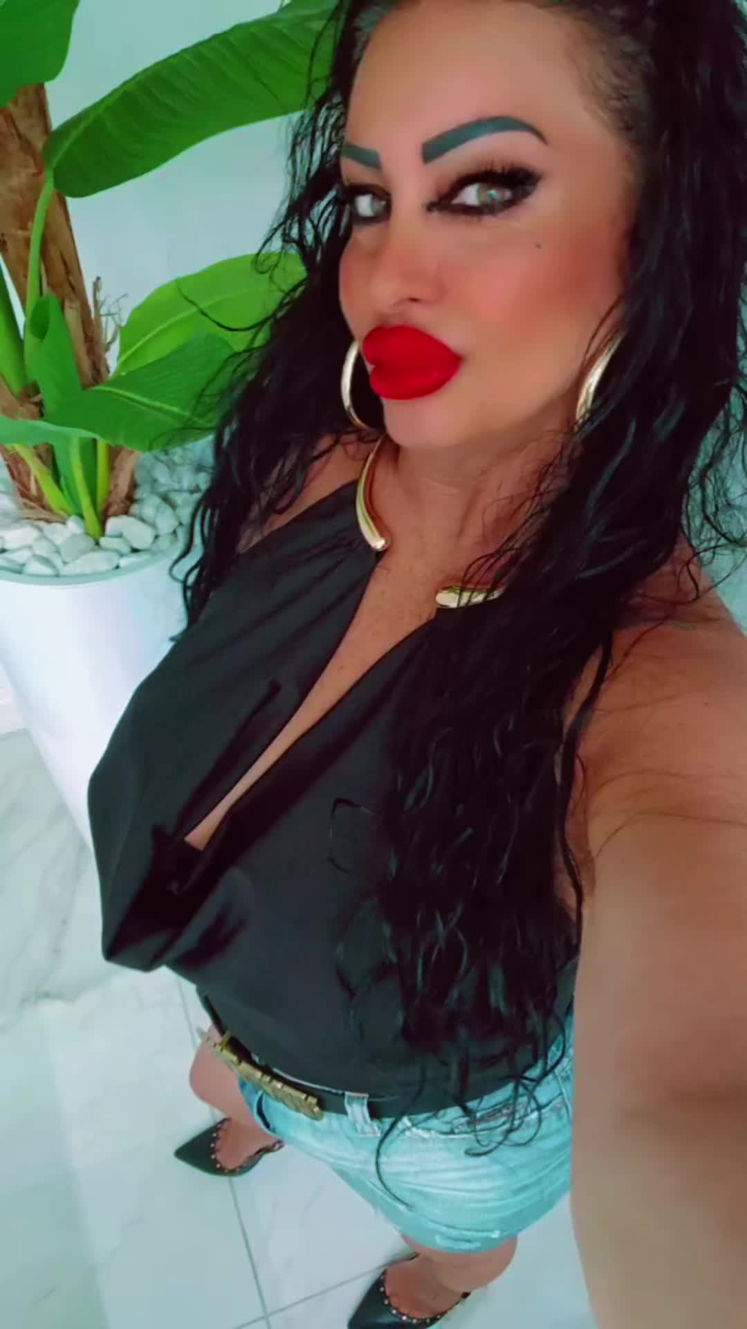 @Lina Chiantese