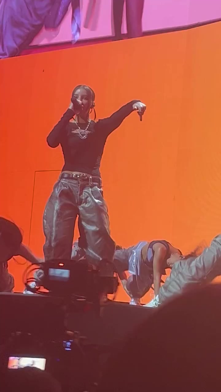 @YoungMikoVibes