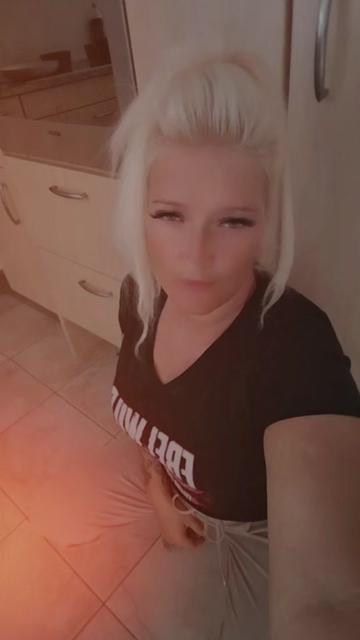 @🦋⁂༄ℬ𝓁ℴ𝓃𝓭ℯ𝓇ℯ𝓷𝓰𝓮𝓁༄⁂🦋