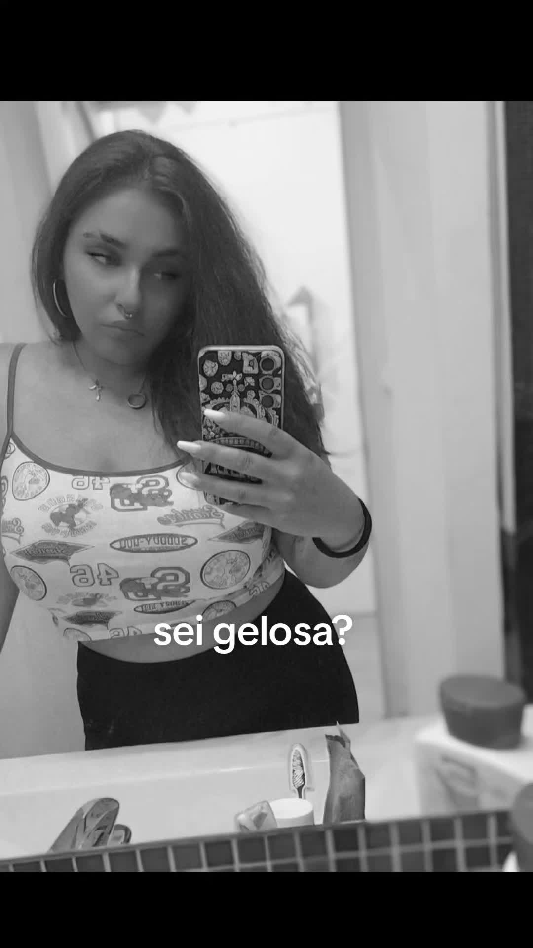 @QUEEN👑