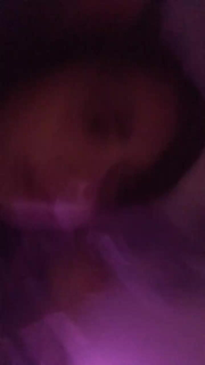 @𝐴𝑚𝑦_𝐸𝑚𝑢𝑐𝑐𝑖𝑎012