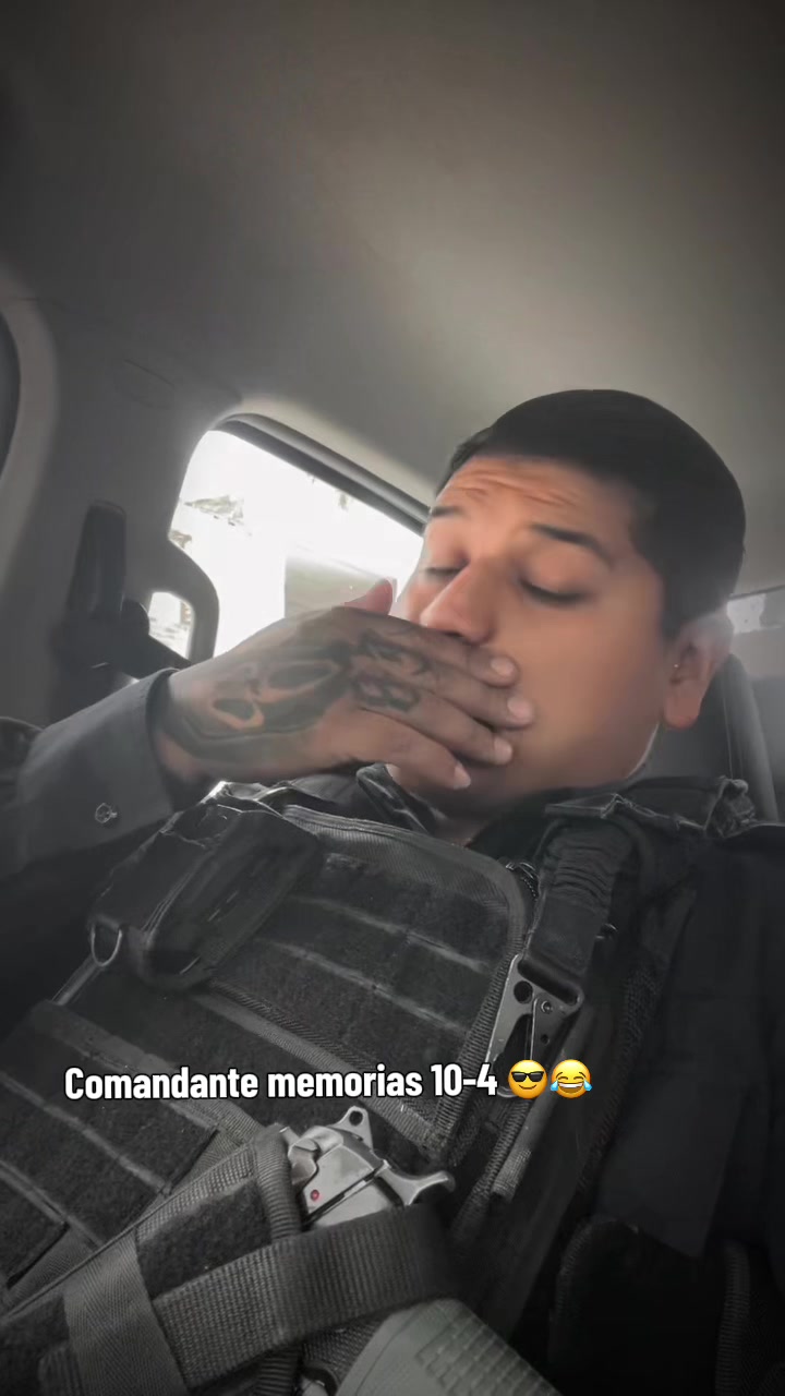 @Leo Barber Negro