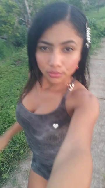 @👑La Pequeña👑