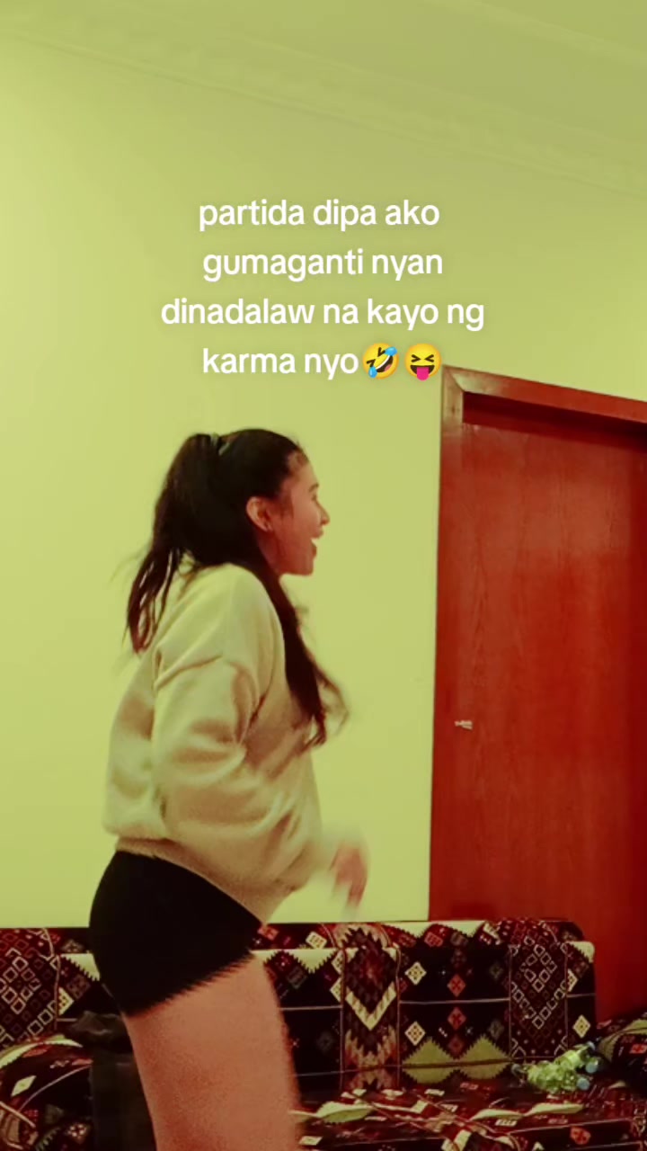@Miss Chantal