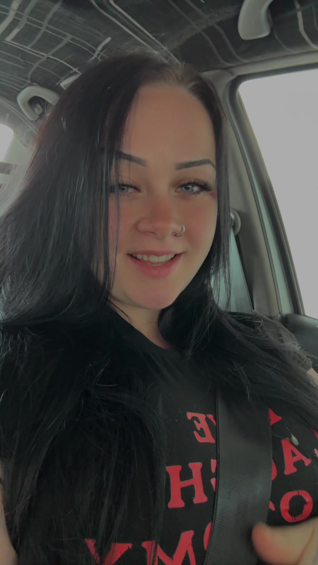 @Jasmine💋🕸️