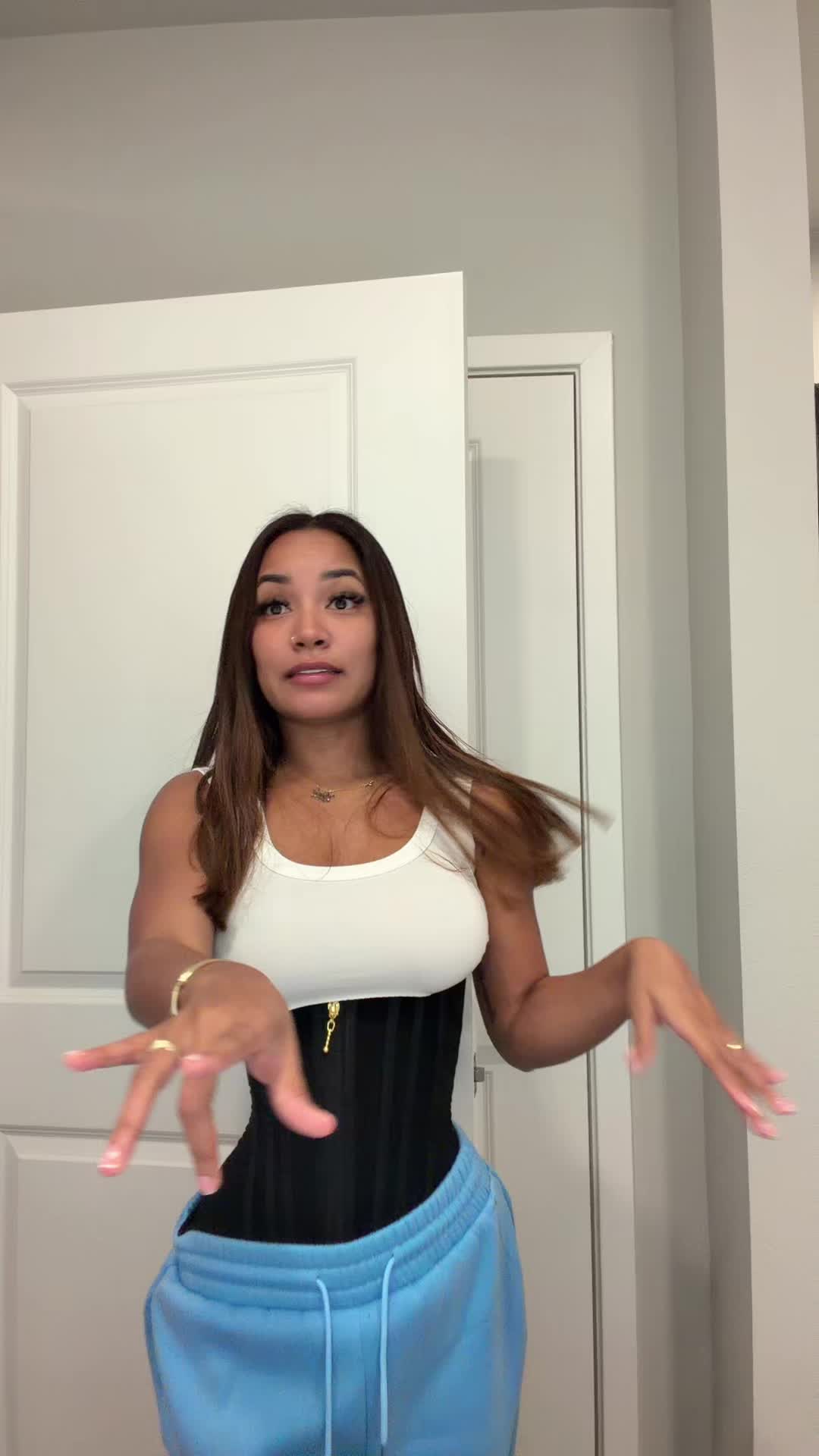 @Yen🗣️