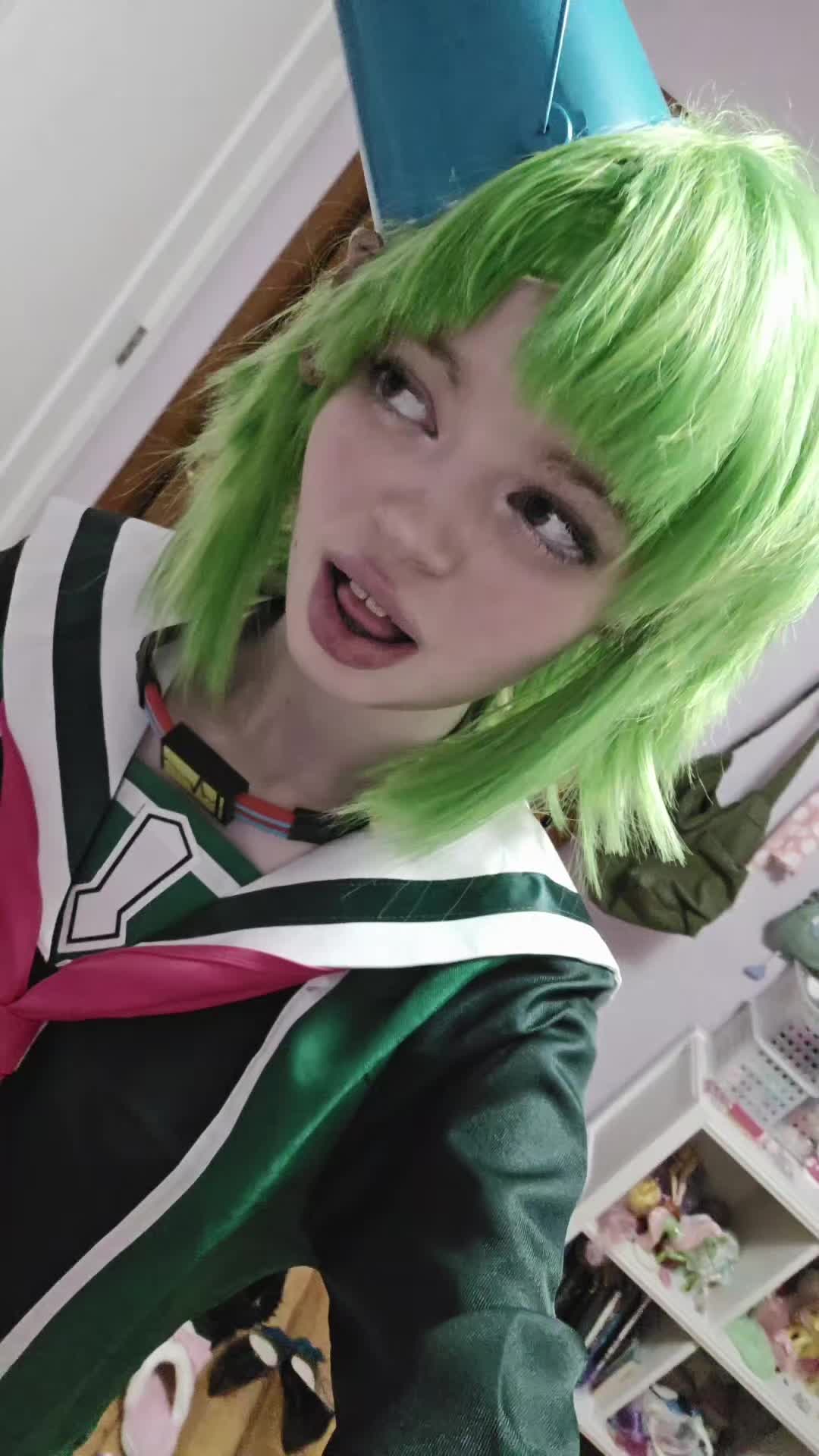 @Kat